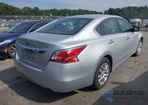 2015 Nissan Altima 2.5/2.5 S/2.5 Sl/2.5 Sv from USA, damaged, VIN 1N4AL3AP5FN317962